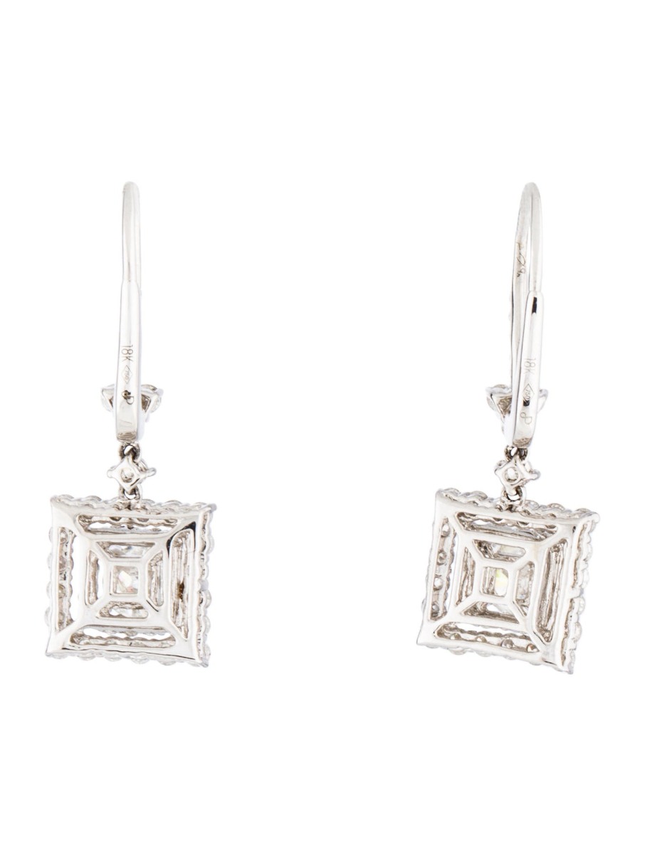 18k White Gold Diamond Drop Earrings