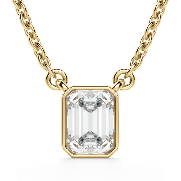 Marseille Necklace Emerald Cut