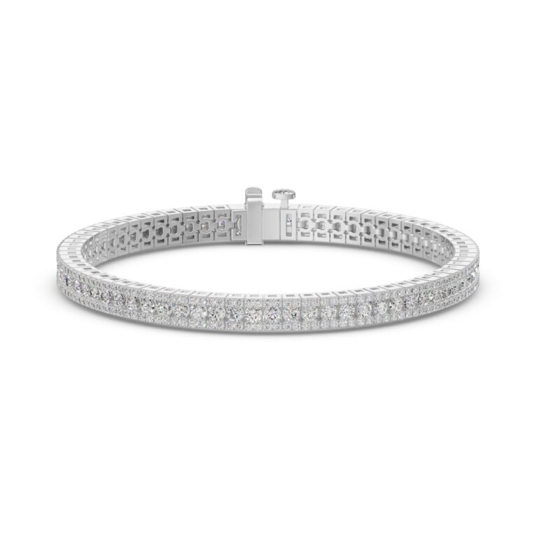 Round Cut Accented
